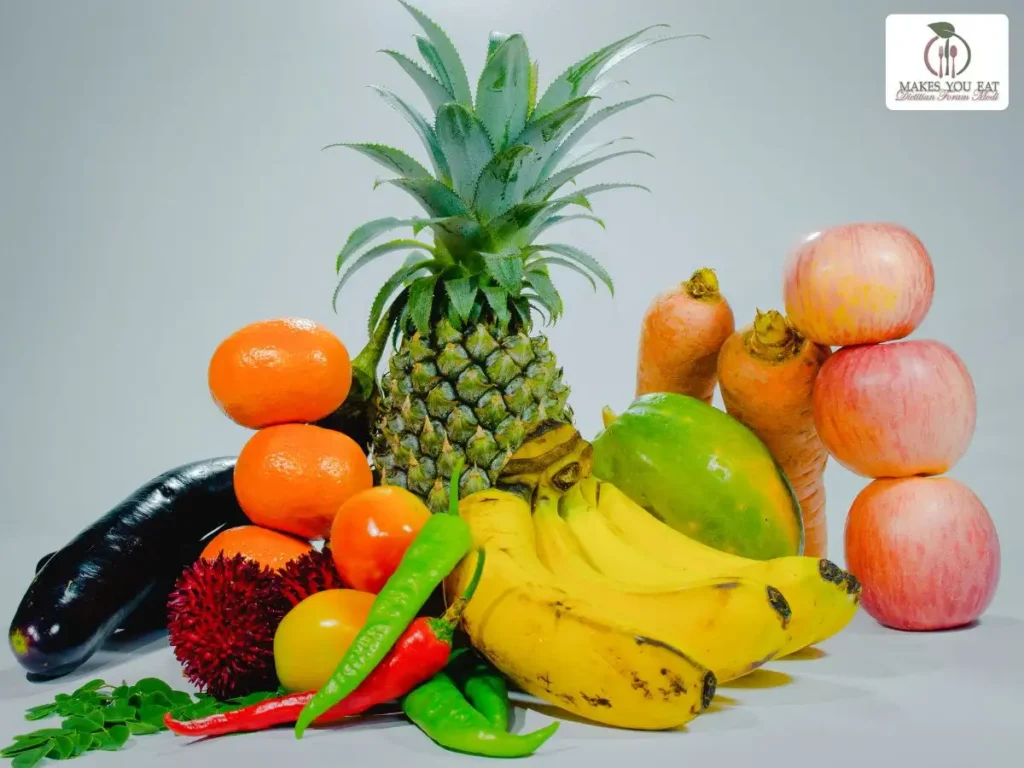 Group of Fruits to eat in pregnancy.