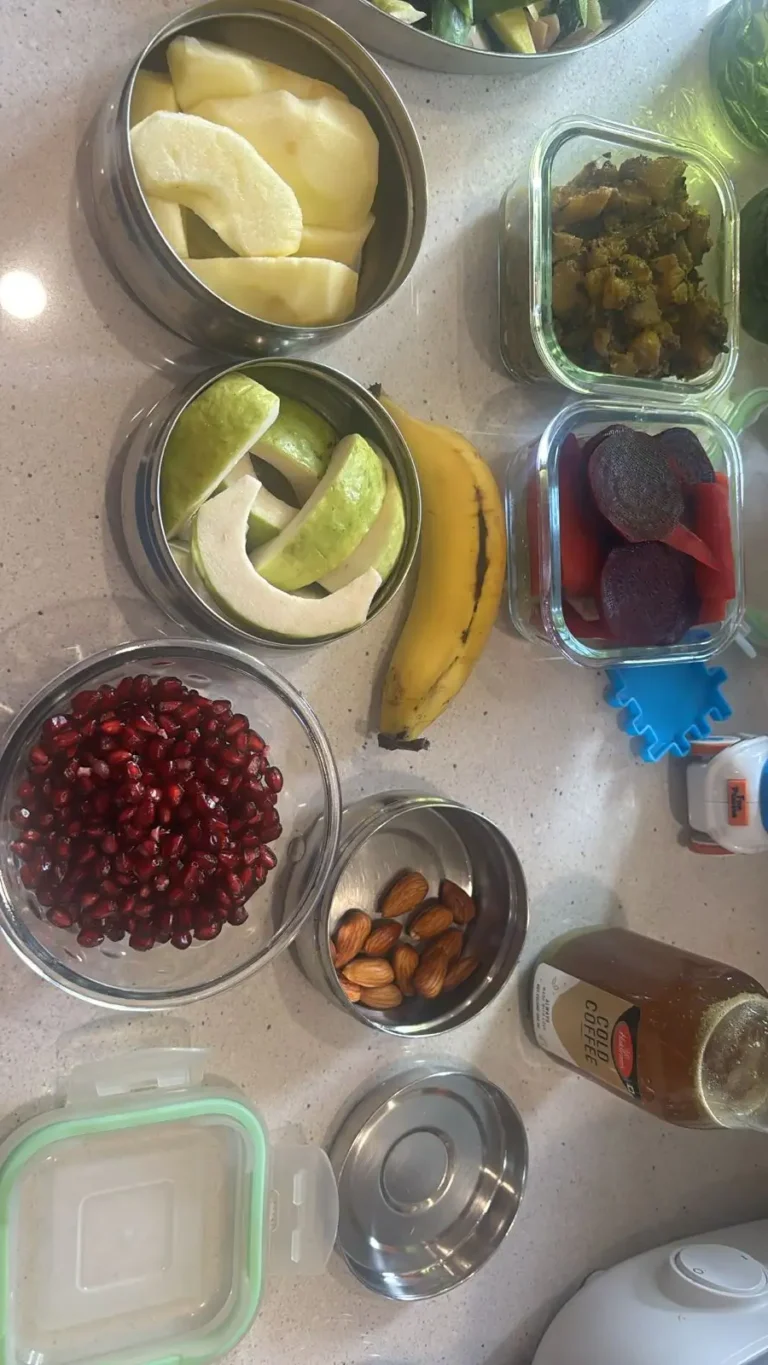 Diet tiffin for corporate people