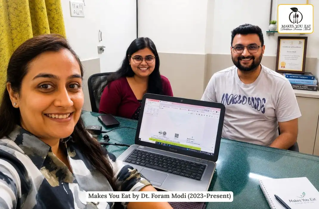 Dt. Foram Modi with couple clients at Makes You Eat by Dt. Foram Modi, Mumbai