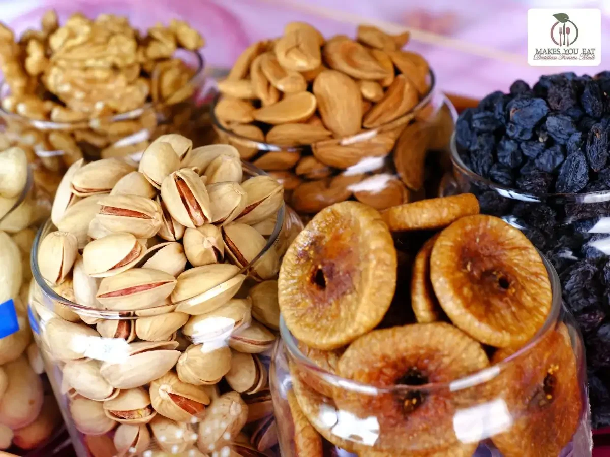 Anjeer, Pista, Cashew nuts kept in jars.