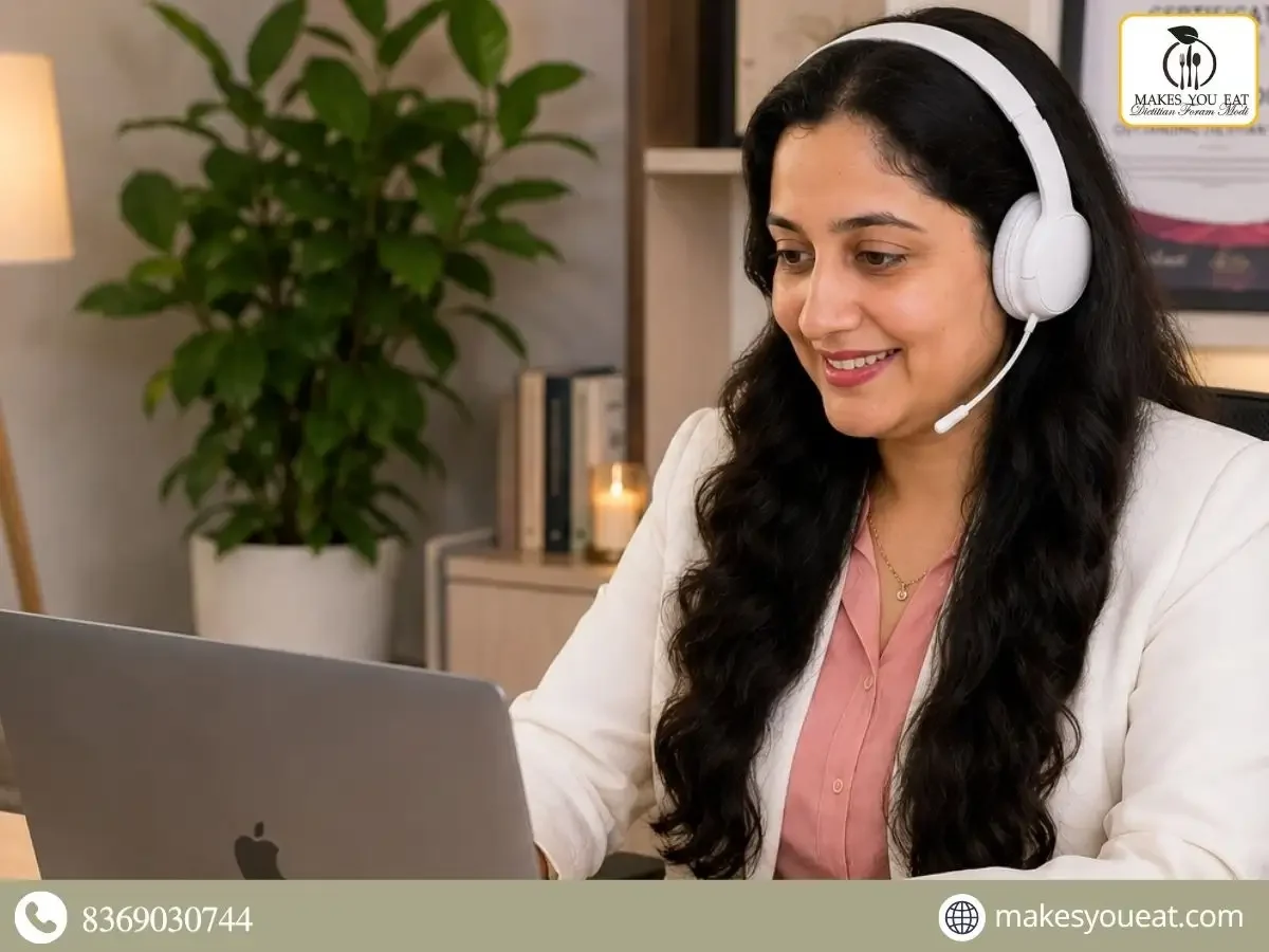 Dt. Foram Modi in online dietitian consultation call.
